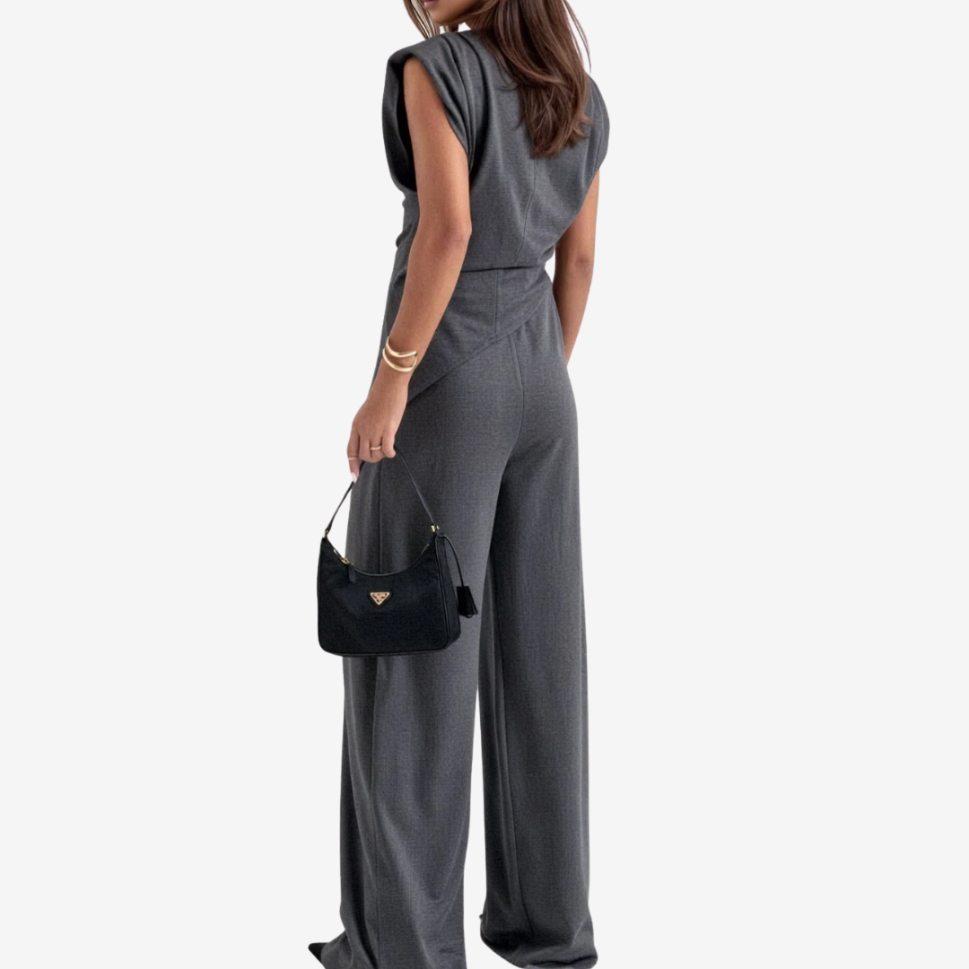 Aurellee | Suit