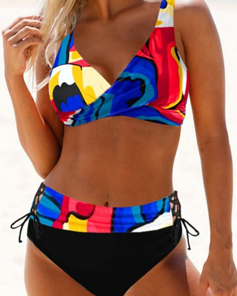 Marisol | Bikini with Vibrant Print