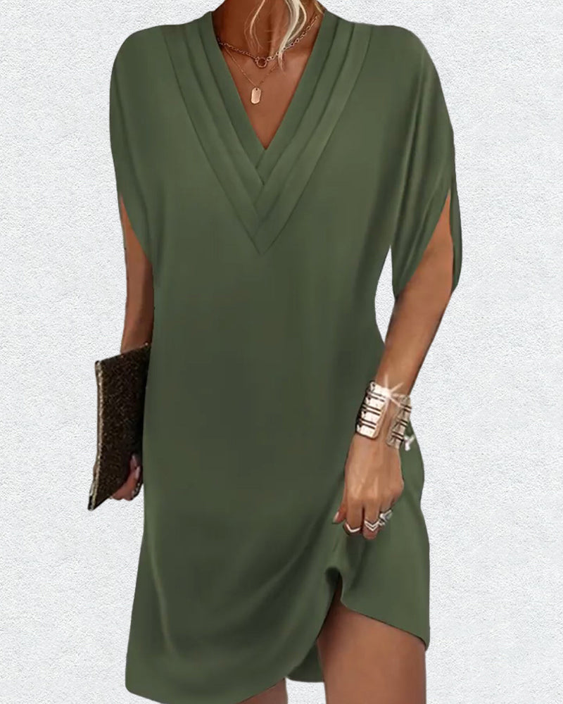 Elegant Solid Color Dress with Split Sleeves