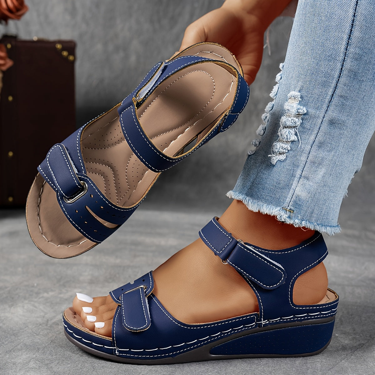 Laluna | Trendy Orthopedic Sandals