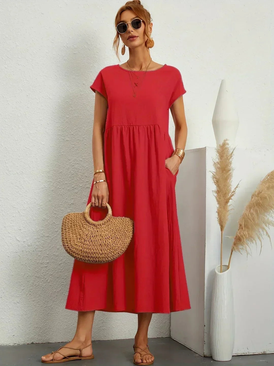 Gabrielle | Timeless Elegant Midi Dress