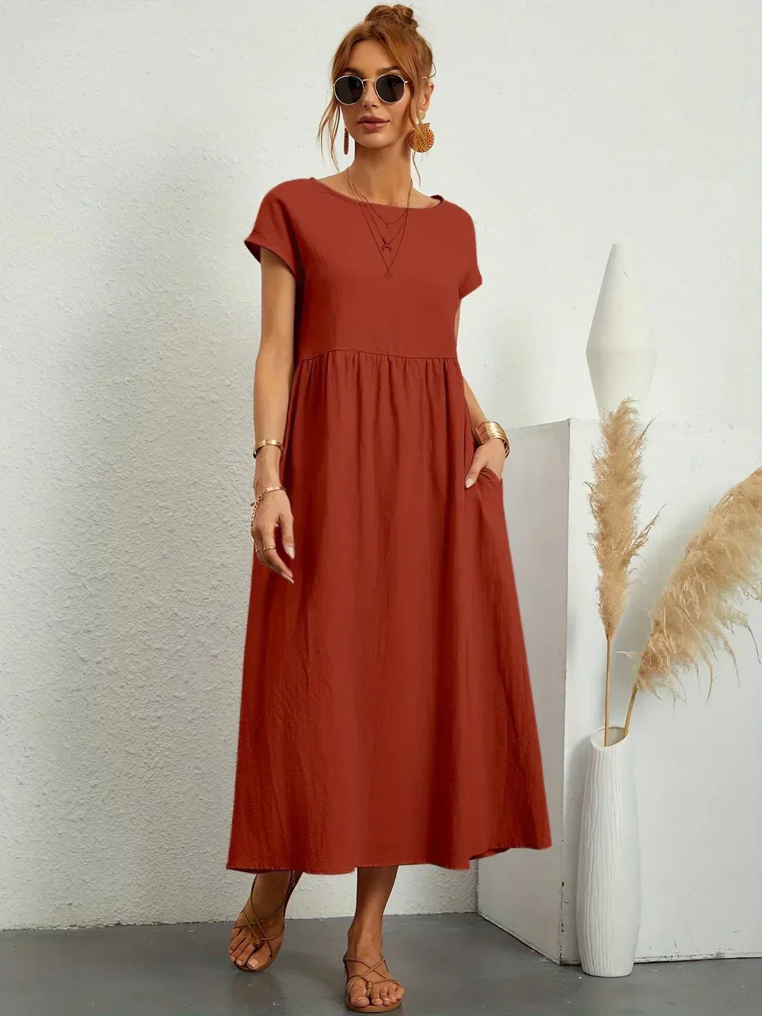 Gabrielle | Timeless Elegant Midi Dress