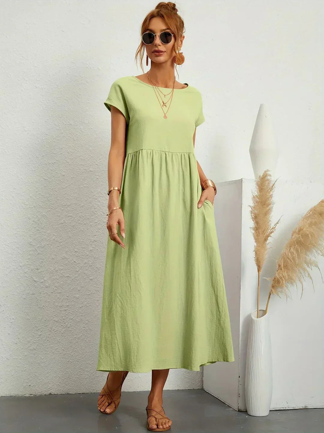 Gabrielle | Timeless Elegant Midi Dress