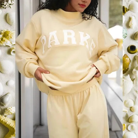 Naomi | Oversized Letter-Graphic Sweater