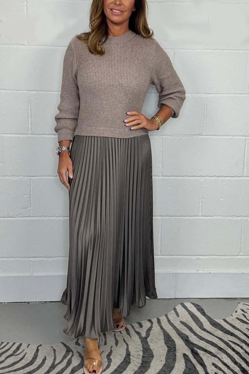 Claudia - Maxi dress with sweater and pleated skirt