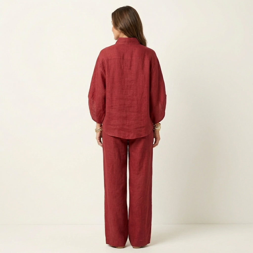 Lotje two-piece linen set with batwing sleeves and wide trousers
