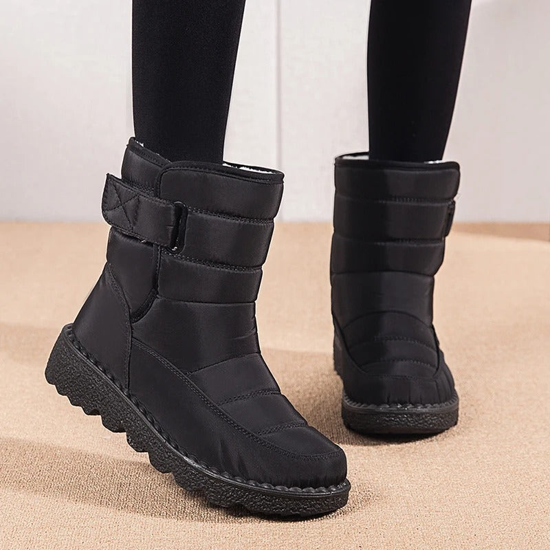 Women’s Quilted Winter Ankle Boots – Fleece-Lined Velcro Style for Cold Weather Walks and Everyday Outdoor Wear