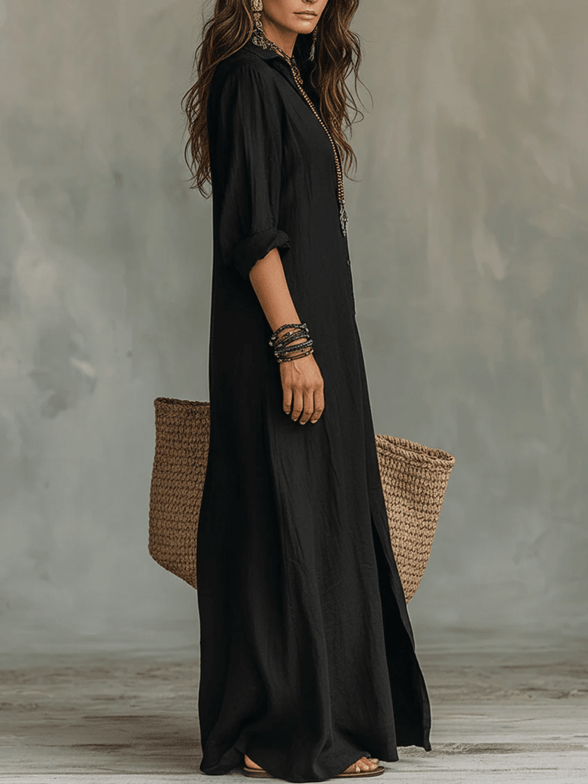 Soline™ | Black fitted maxi dress with buttons