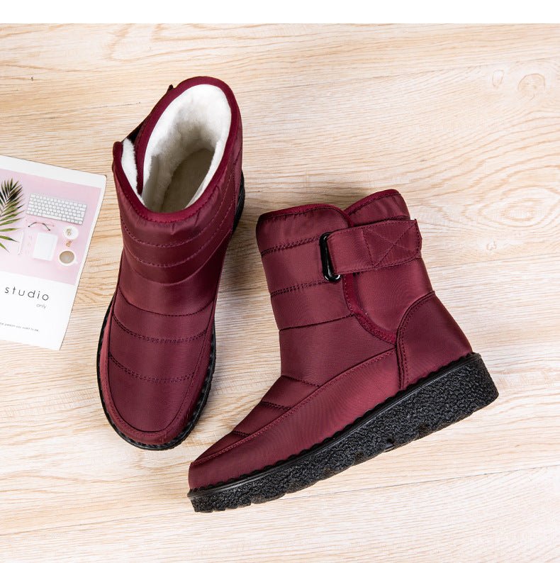 Women’s Fleece-Lined Winter Ankle Boots – Buckle-Strap Lug-Sole Boots for Everyday Cold-Weather Walking and City Wear
