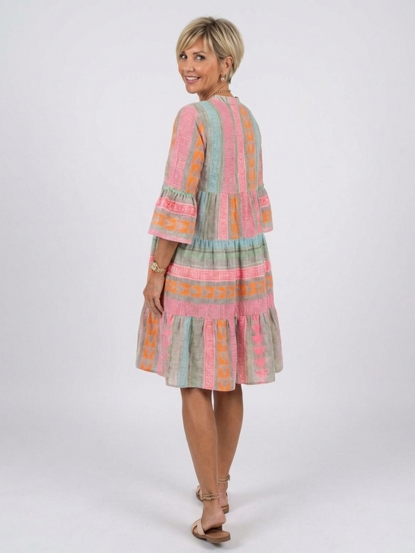 Maelle | Geometric Print V-Neck Tiered Dress in Knee-Length