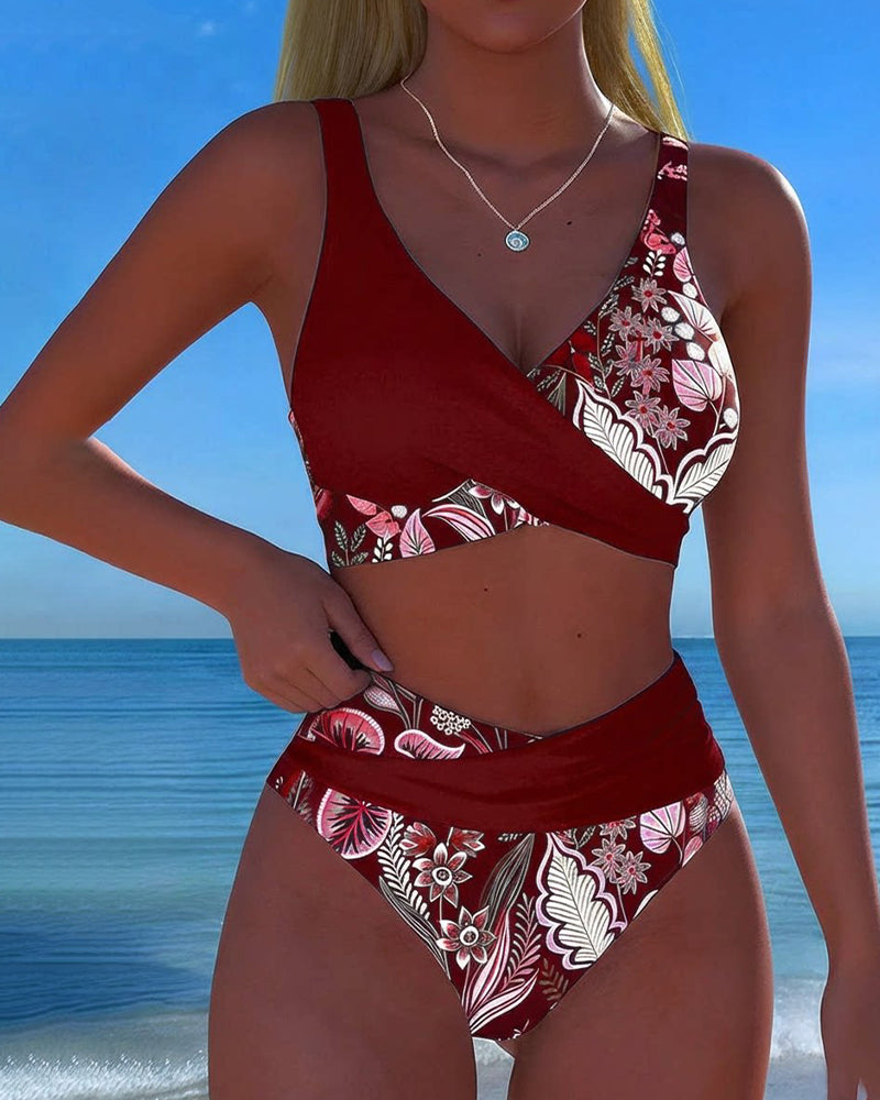 Naomi | Color-Contrast Floral Bikini