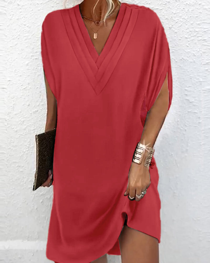Elegant Solid Color Dress with Split Sleeves