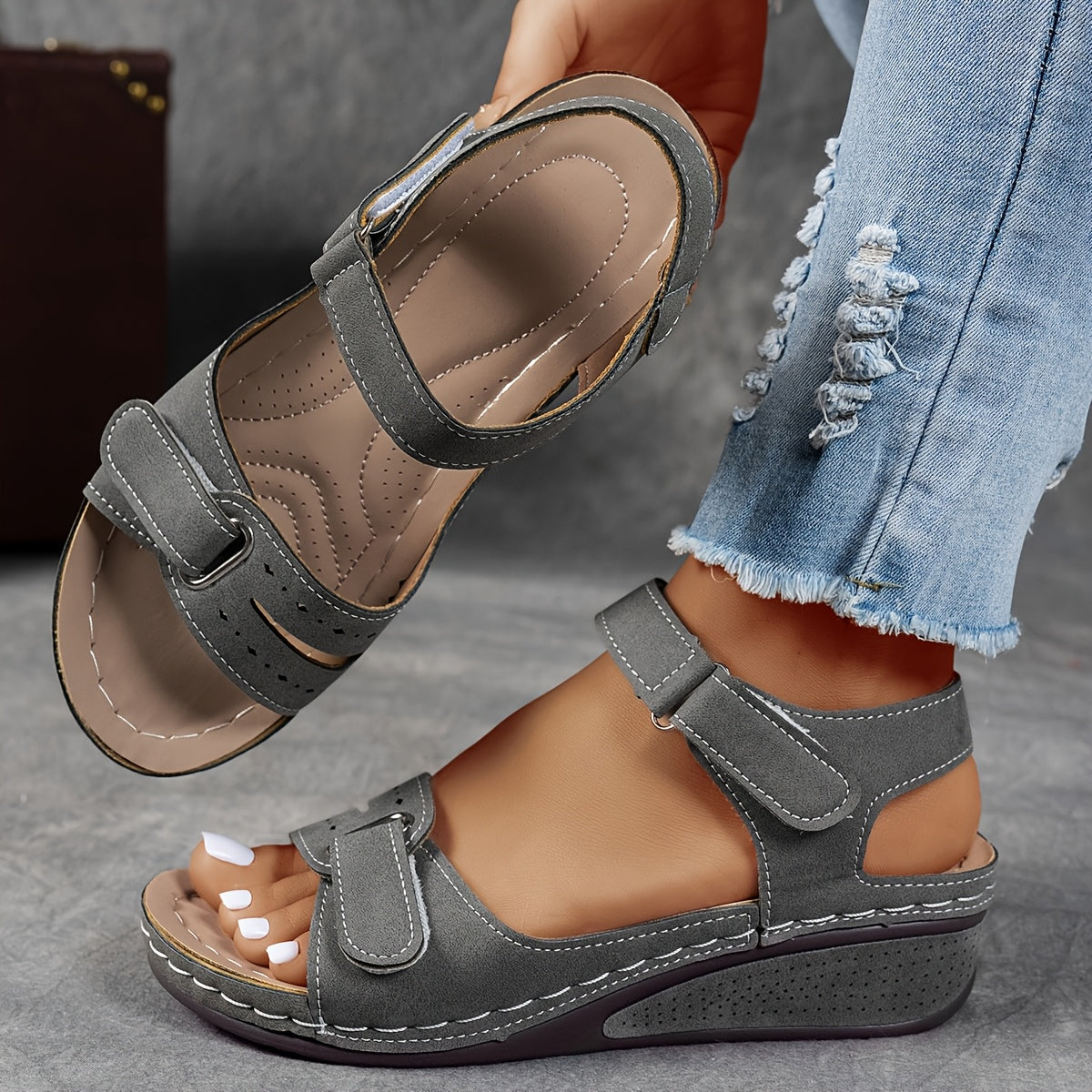 Laluna | Trendy Orthopedic Sandals