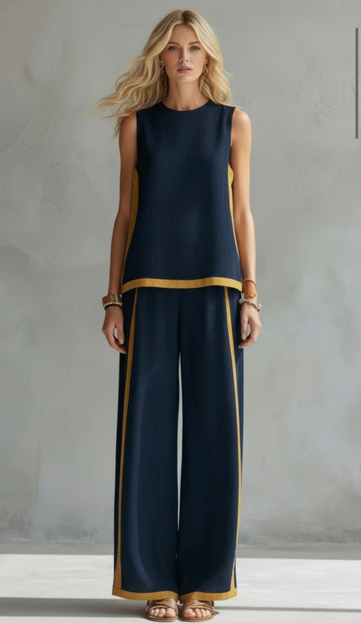 Leila - Elegant Complete Set in Cotton and Linen