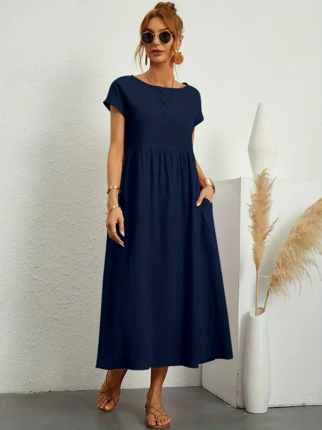 Gabriela™ | Elegant and Comfortable Midi Dress