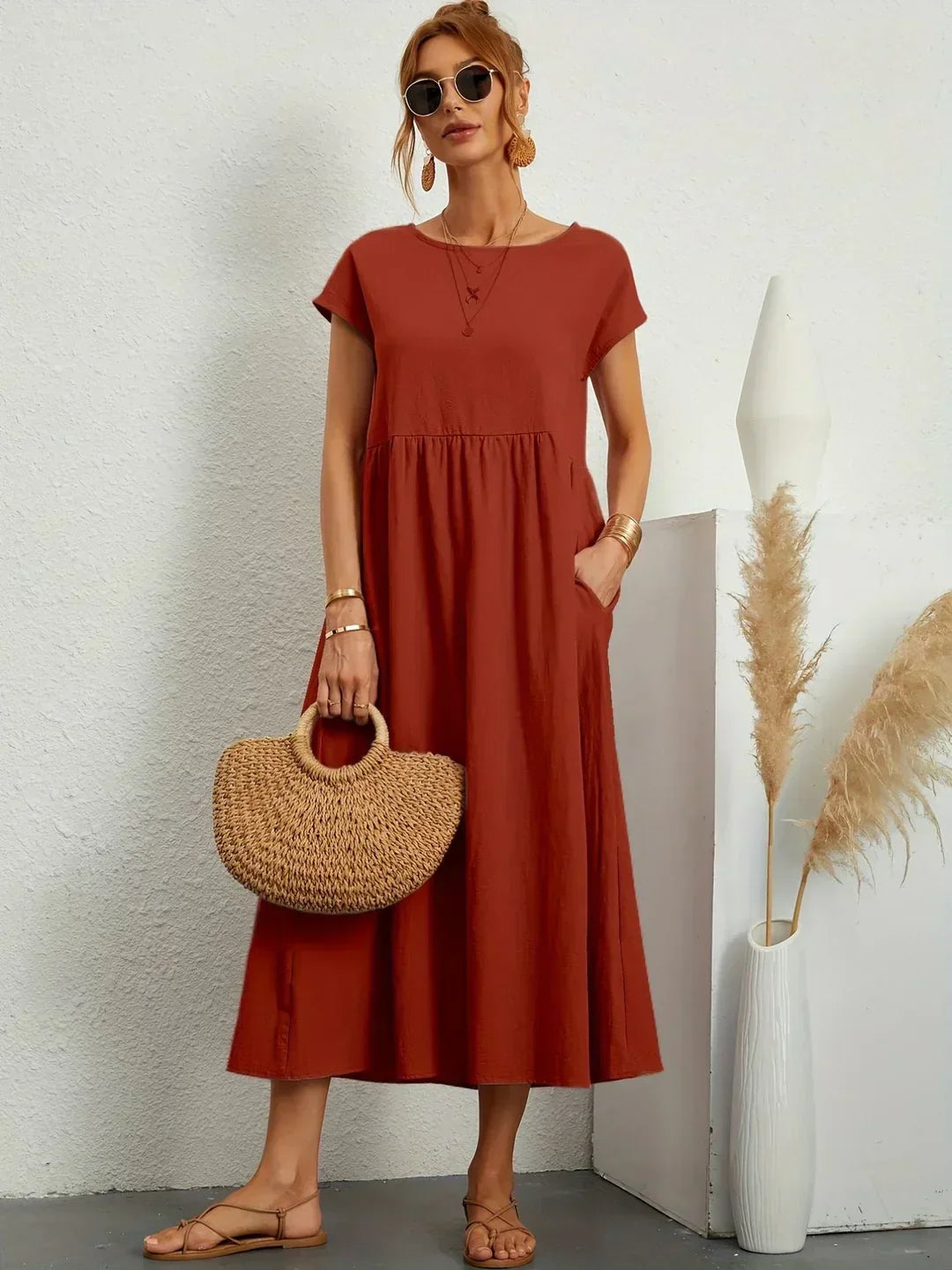 Gabriela™ | Elegant and Comfortable Midi Dress