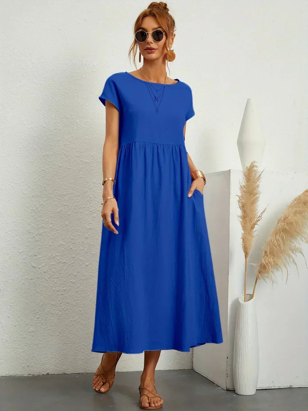Gabrielle | Timeless Elegant Midi Dress