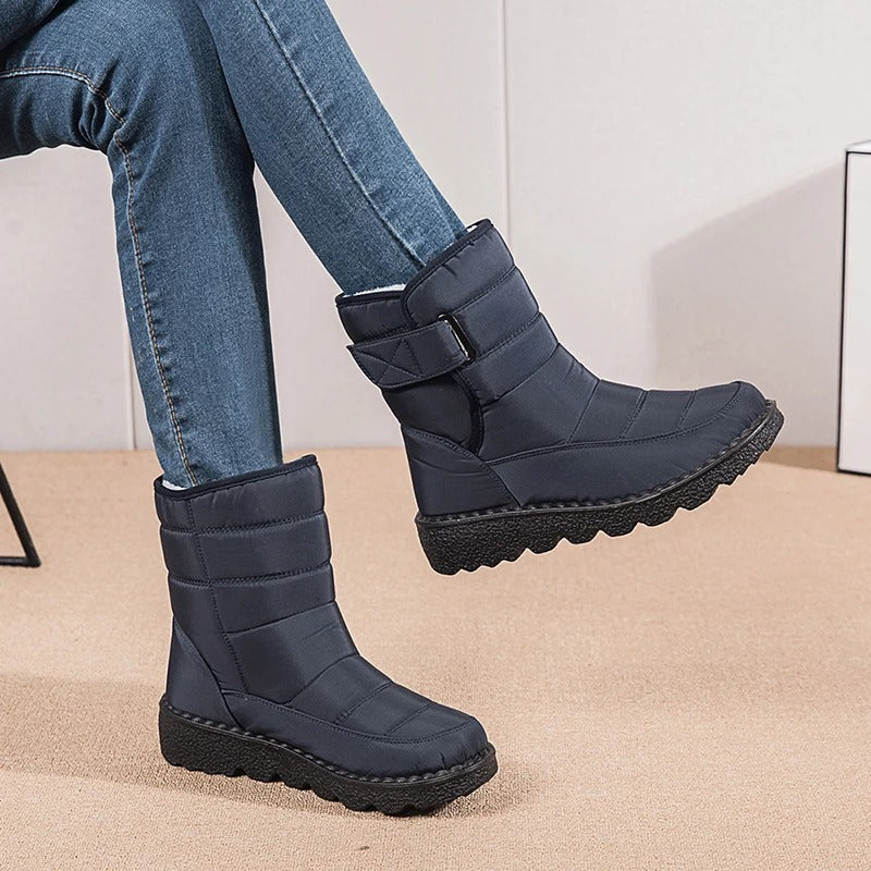 Women’s Quilted Winter Ankle Boots – Fleece-Lined Velcro Style for Cold Weather Walks and Everyday Outdoor Wear
